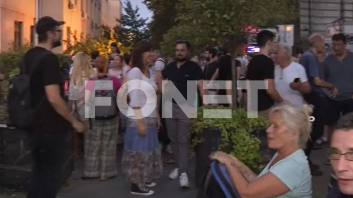 Protest ispred Pravnog 